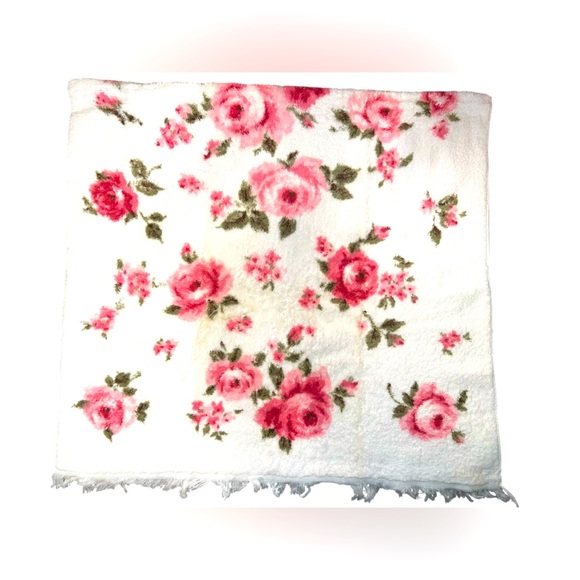 St Mary’s Pink White Floral Terry Cloth Bath Towels Fringe VTG Set Of 4 - Picture 4 of 5